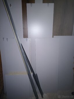 Šatní skříň - 7