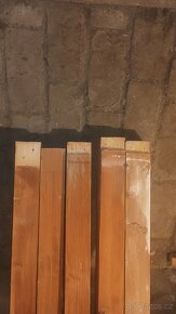 Prodám dřevěné schody do interiéru + trámky 10x10 - 7