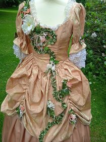 Dámské historické šaty - 7