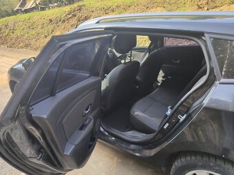 Renault Megane lll 1.5 dci - 7