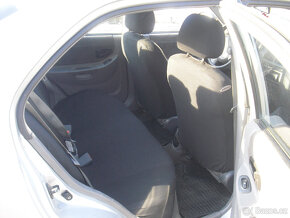 Hyundai Accent SLEVA - 7