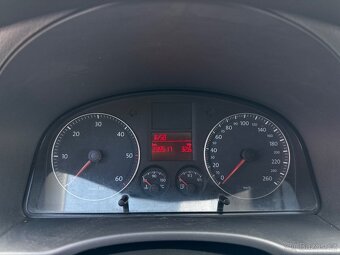 Volkswagen Caddy MAXI 1.9TDi • 77kw • 5/2008 • 7 míst •Tažné - 7