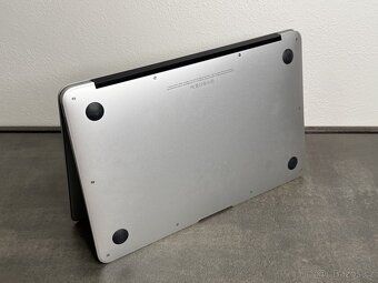 Macbook Air 11" 2013 / I5 / 4GB / 128GB - DPH - 7