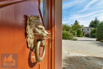 Pronájem luxusní vily 5+1/T (243 m2), zahrada (382 m2), bazé - 7