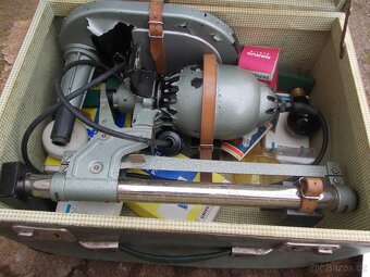 stará promítačka - 7