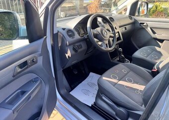 Volkswagen Caddy Maxi 1,6 TDi pravidel.servis nafta - 7