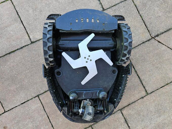 Robotická sekačka Tech line Z3 - 7