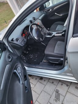 Ford mondeo MK4 - 7