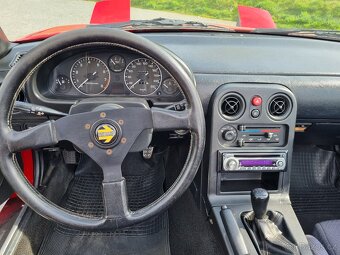 Mazda MX-5 ve verzi NA - 7
