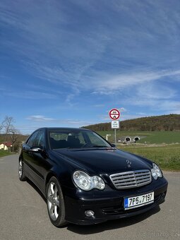 Mercedes benz w203 C-Class - 7