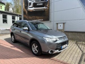 Mitsubishi Outlander - 7