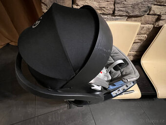 Autosedačka Cybex Aton 5 + ISOfix zákaldna - 7