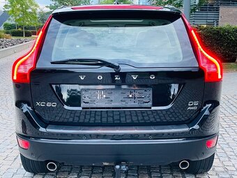 Volvo XC60 2.4 D5 4x4 5VÁLEC MANUÁL VÝHŘEV KAMERA TAŽNÉ - 7