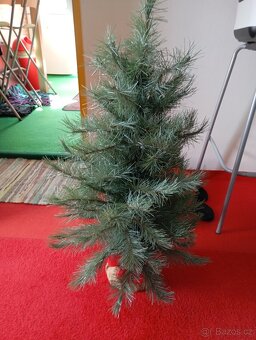 vánoční stromek+ stojan - 7
