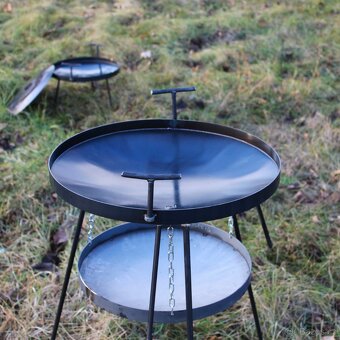 ZAHRADNÍ PÁNEV NA OHNIŠTĚ - 7