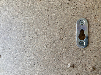 Věšák, předsíňová stěna čalouněná s háčky za 500 kč - 7