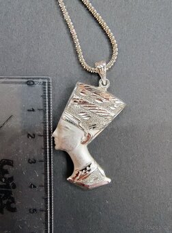 Stříbrný (925) řetízek s přívěskem Nefertiti - 7