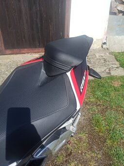Aprilia RSV4 APRC - 7