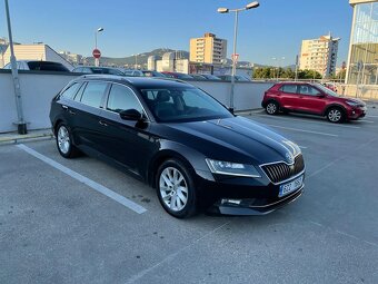 Škoda Superb III kombi - PRONÁJEM - 7