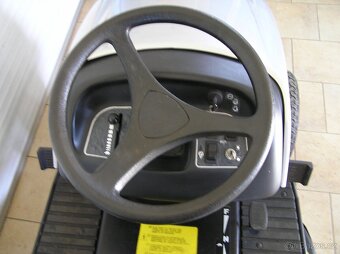 Prodám zahradní traktor LAWNBOSS 6015 H - 7