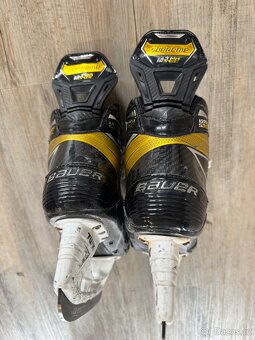 Hokejové brusle Bauer Supreme Ultrasonic 10,5 - 7