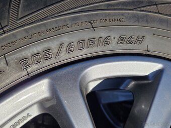 Zánovní orig.zimní sada Mazda 3 16" 5x114,3 pneu 205/60/16 - 7