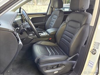 Volkswagen Touareg 3,0 TDi 210kW 4M Eleg.Vent.sed. ČR 1.maj - 7