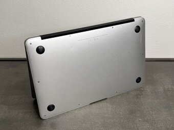 Macbook Air 11" 2015 / I5 / 4GB / 128GB - DPH - 7