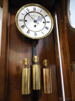 Hodiny čtvrťové pendlovky Wien - 7