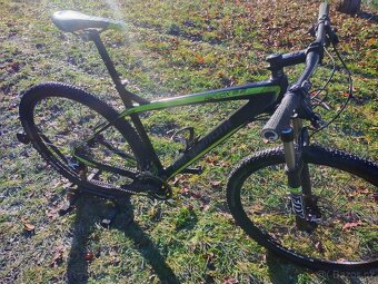 KARBONOVÉ HORSKÉ KOLO , FOX, SHIMANO XT - 7