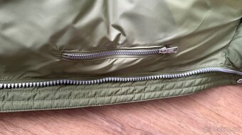 Jako nová péřová bunda Air Jordan - vel.L - 7