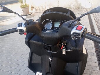 Piaggio MP3 500 Sport - 7