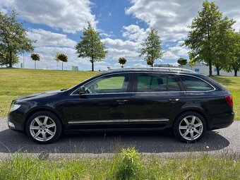 ŠKODA SUPERB II 2.0 TDI COMBI/DSG/125 kW/ZÁRUKA/JARNÍ SLEVA - 7