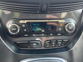 FORD KUGA 2,0 TDCi - 7