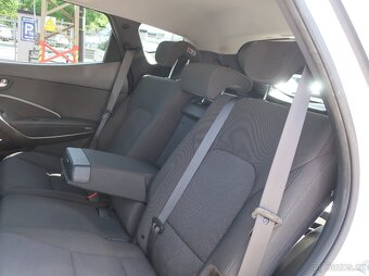 Hyundai Santa Fe 2.2CRDi 147kW 4x4 AUTOMAT 7MÍST TAŽNÉ 1MAJ - 7