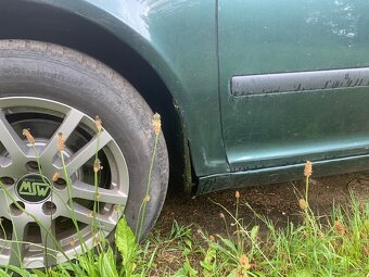 Škoda Octavia 2 1.9tdi 77kW na opravu nebo ND - 7
