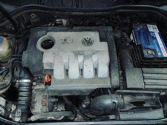 Náhradní díly VW Passat B6 kombi r.v. 2007 BLS JCX L041 - 7
