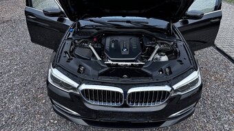 BMW Řada 5, 530d luxory 195kw x-drive - 7