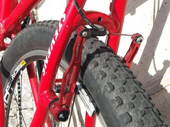 Hmotnost jen 9,5 kg / 6,0 kg, Carbon sedlovka+Karbon řidítka - 7