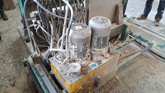 Kmenová pásová pila - 7