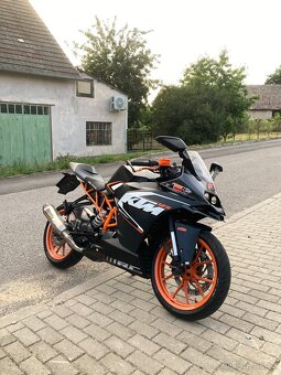 KTM RC 125 - 7