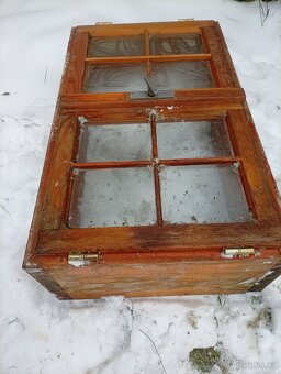 Dřevěné dveře, okno oboustranné - 7