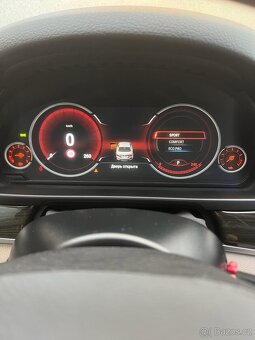 BMW F10 3.0 xDrive - 7