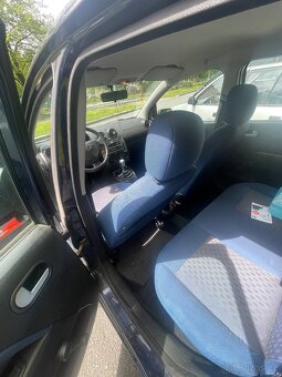 Ford Fiesta 1,4 benzín - 7