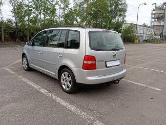 🔝VW Touran 1.9 TDI 77kw 7 místní , nova STK, - 7