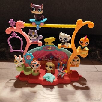 LPS Littlest Pet shop hřiště domeček - 7