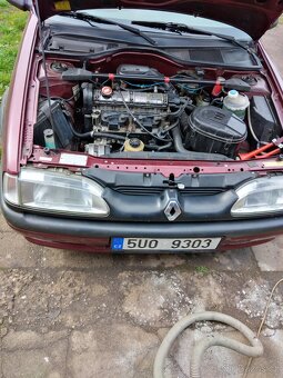 Prodám Renault 19 cabrio r1993 - 7