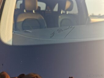 Mercedes Benz GLC - 7