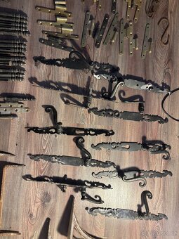 Staré kování,panty, - 7