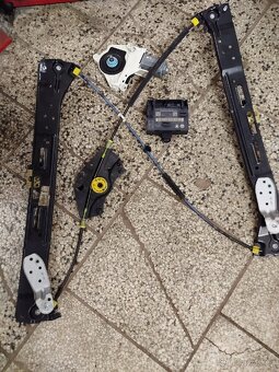 VW Sharan 2,0 TDI díly - 7